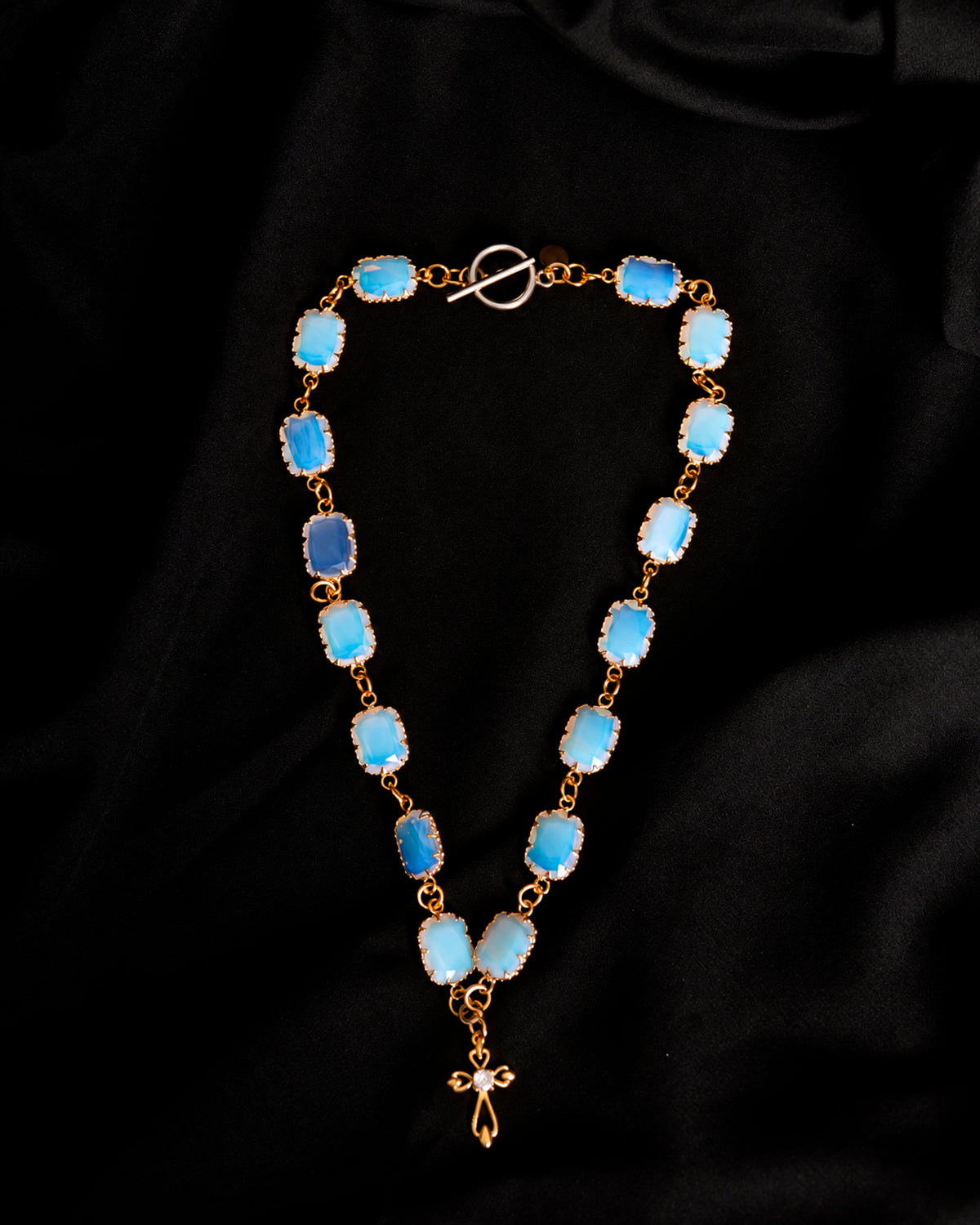 The Étoile Cross Necklace