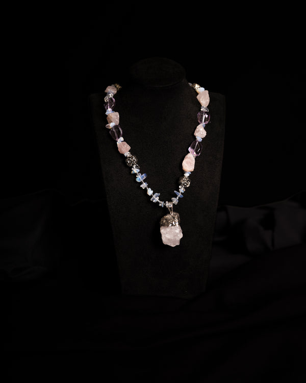 The Quartz Reverie Pendant