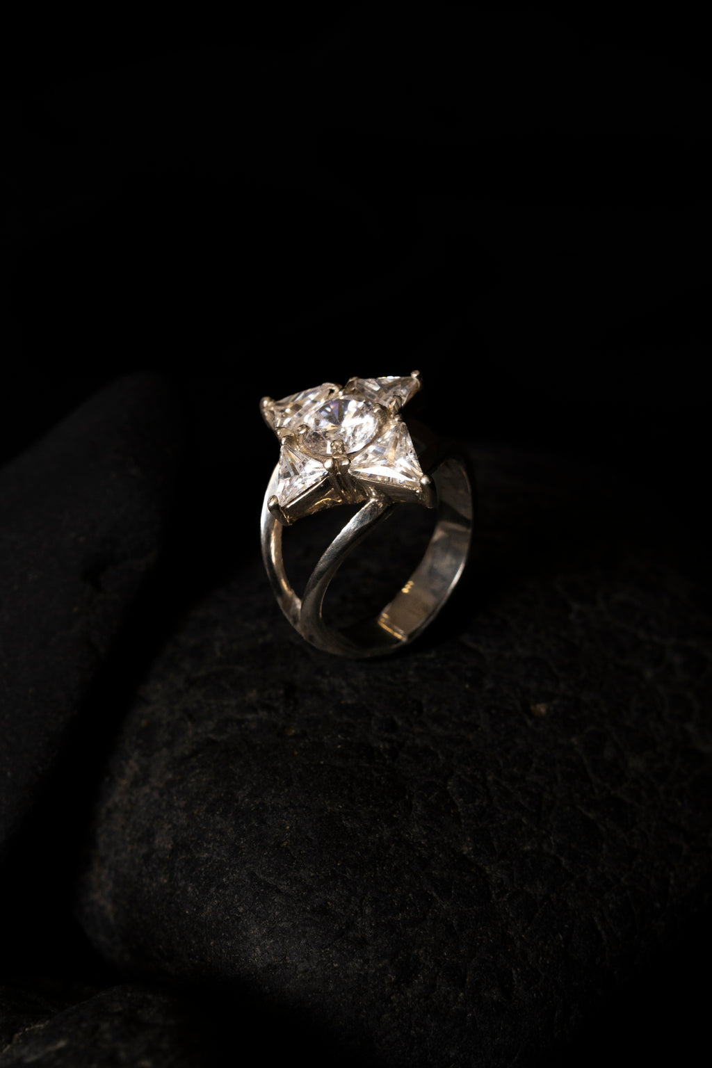 Zirconia FLower Ring