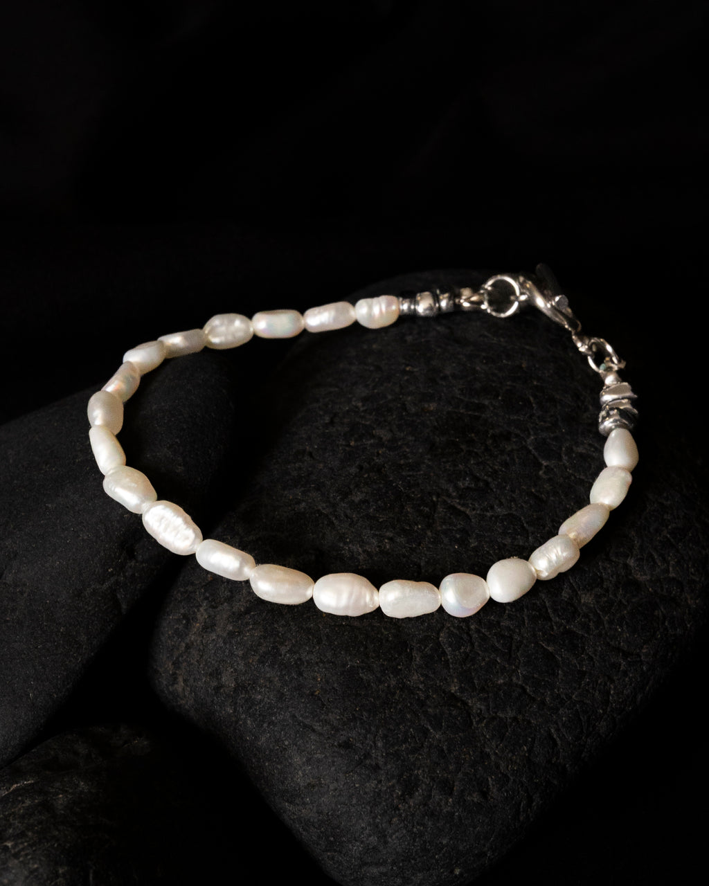 White Freshwater Pearl Bracelet