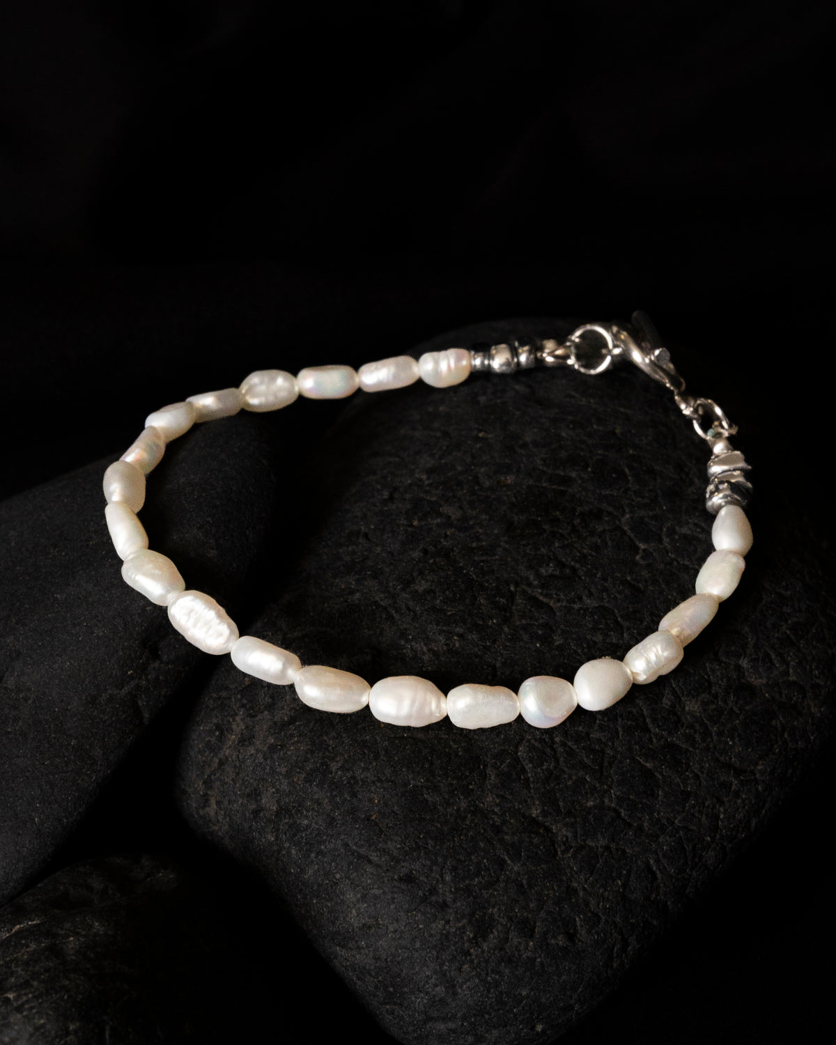 White Freshwater Pearl Bracelet
