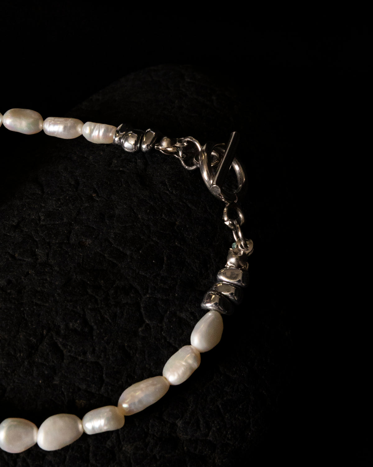 White Freshwater Pearl Bracelet