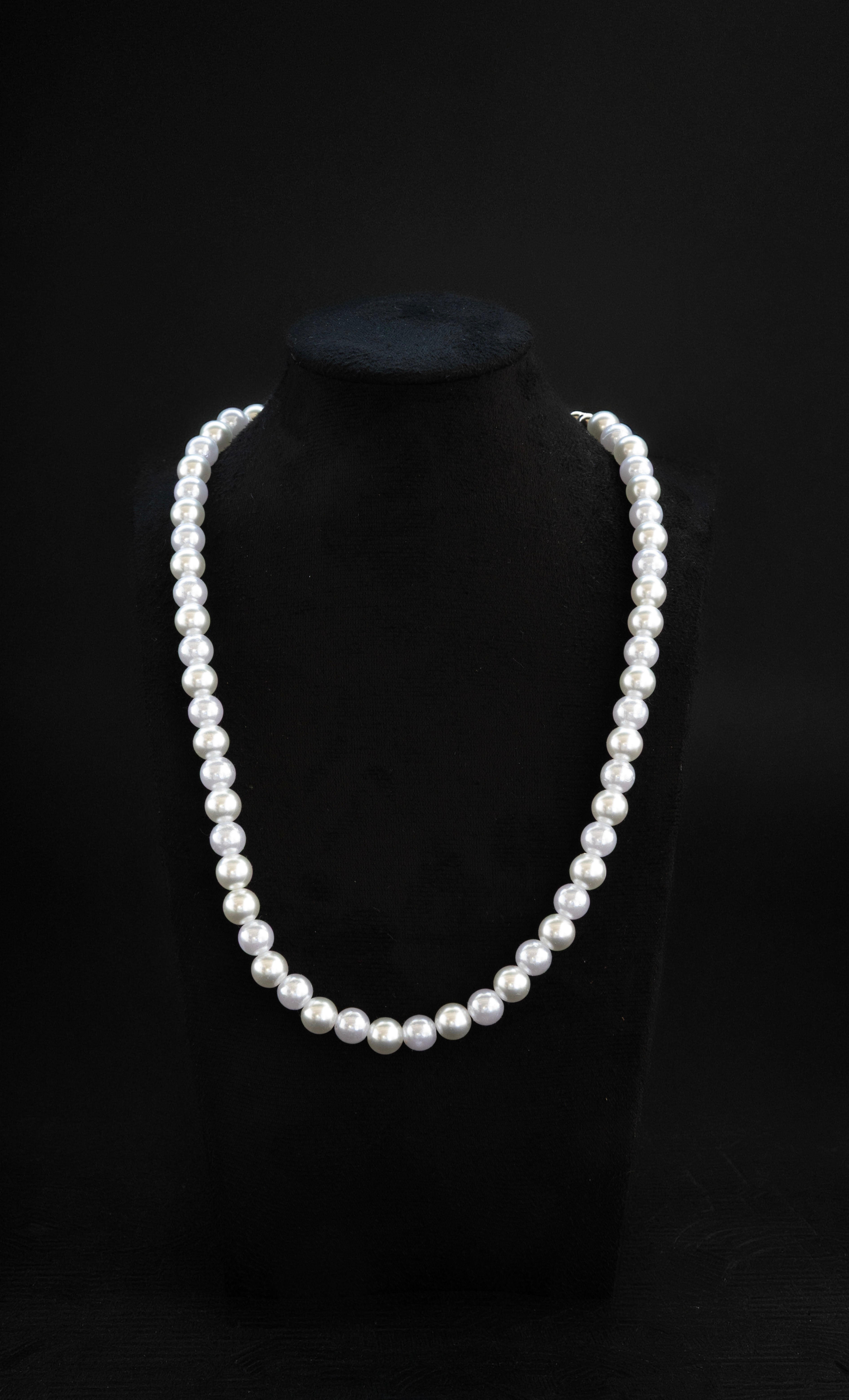 LowKey – Minimalist Rare Timeless Necklace