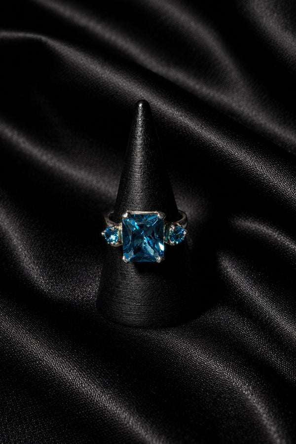 Aqua Lumière Zirconia Ring for Men